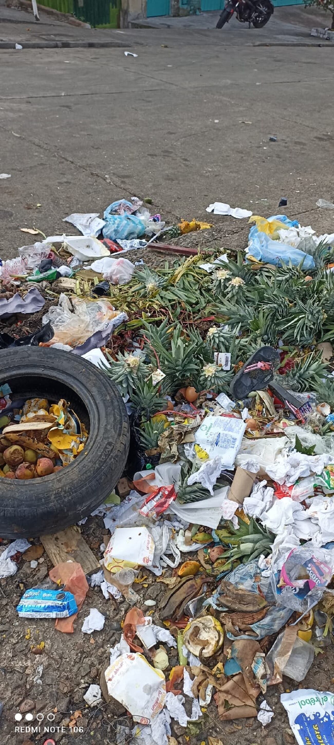 Mala disposición de basuras en Ibagué