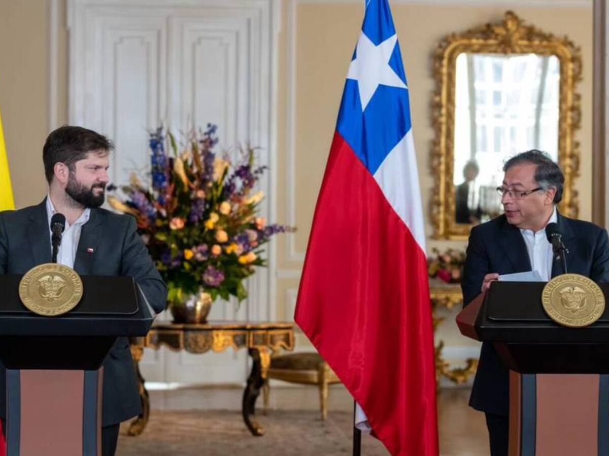 Petro pide que continúen países garantes en proceso de paz que reiniciará