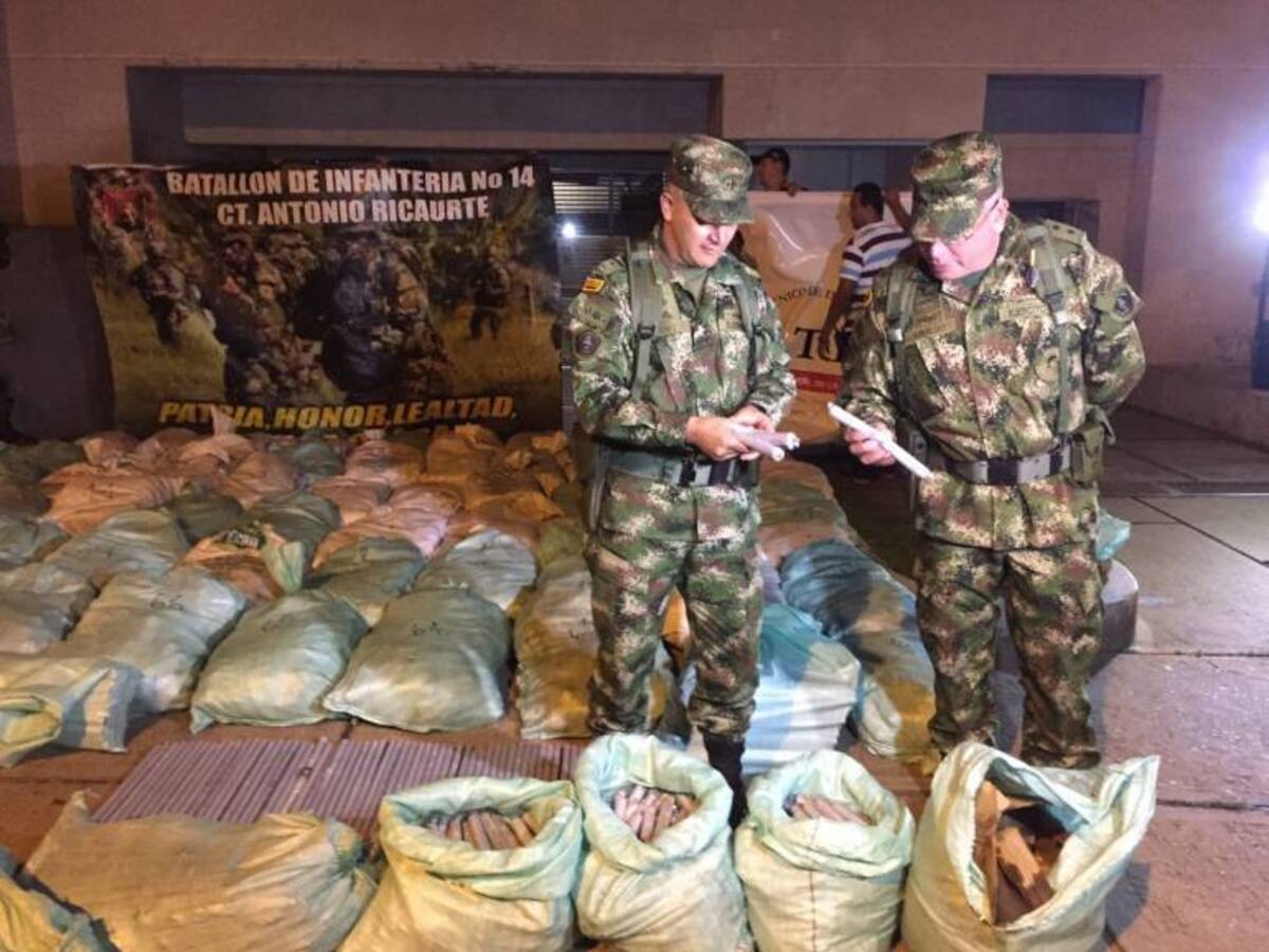 Capturan a hombres que guardaban toneladas de explosivos en Piedecuesta