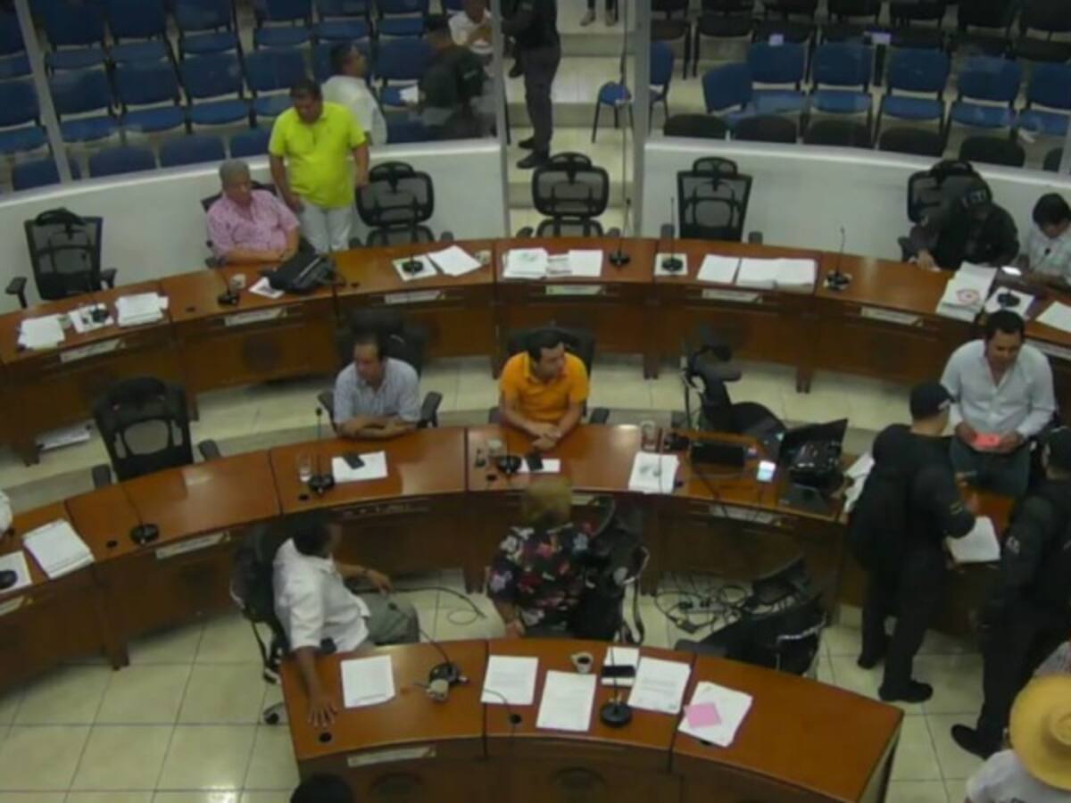 En plena sesión, capturan a ocho concejales de Neiva