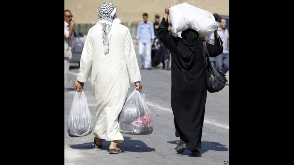 Se cree que en la actualidad por cada refugiado sirio en Líbano hay seis libaneses. Jordania y Turquía son el segundo y el tercer lugar con el mayor número de desplazados sirios, respectivamente.