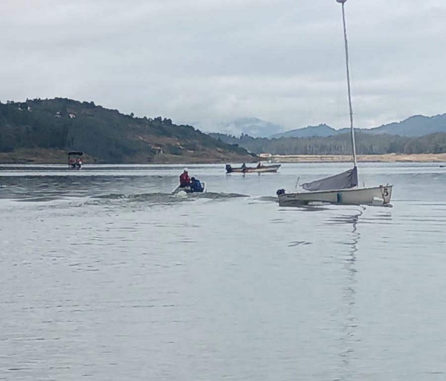 Refuerzan labores de búsqueda en embalse de Tominé por mujer desaparecida. Foto: suministrada.