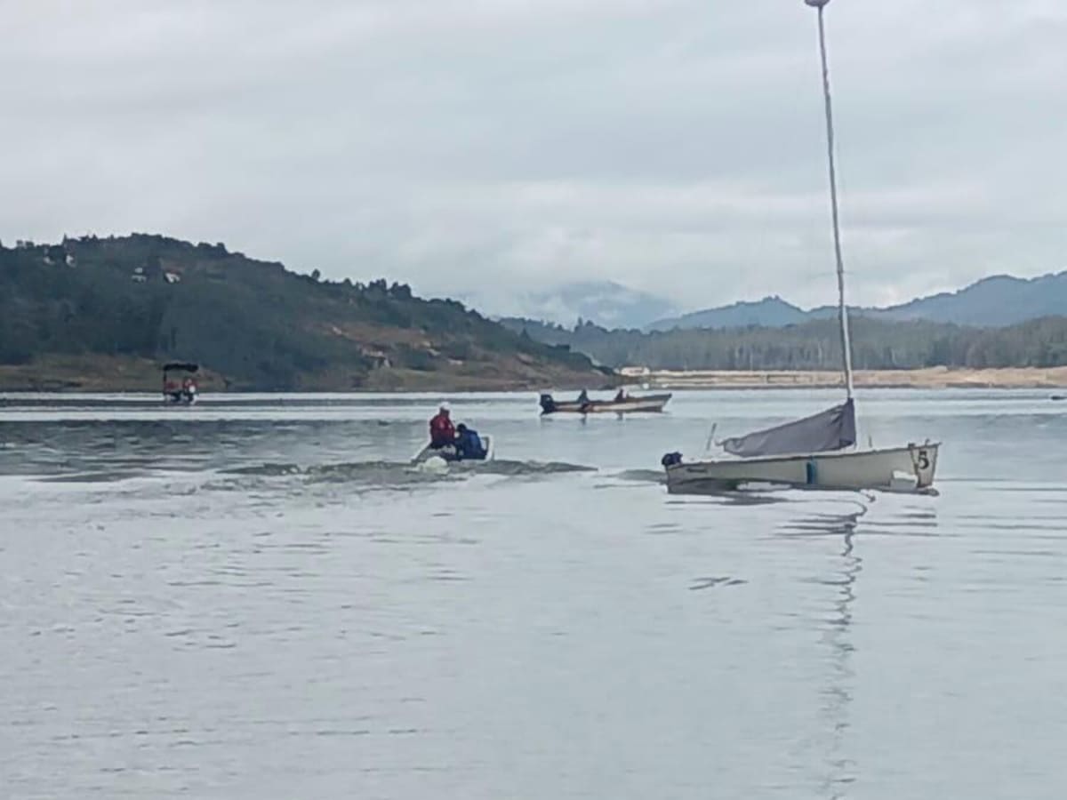 Refuerzan labores de búsqueda en embalse de Tominé por mujer desaparecida