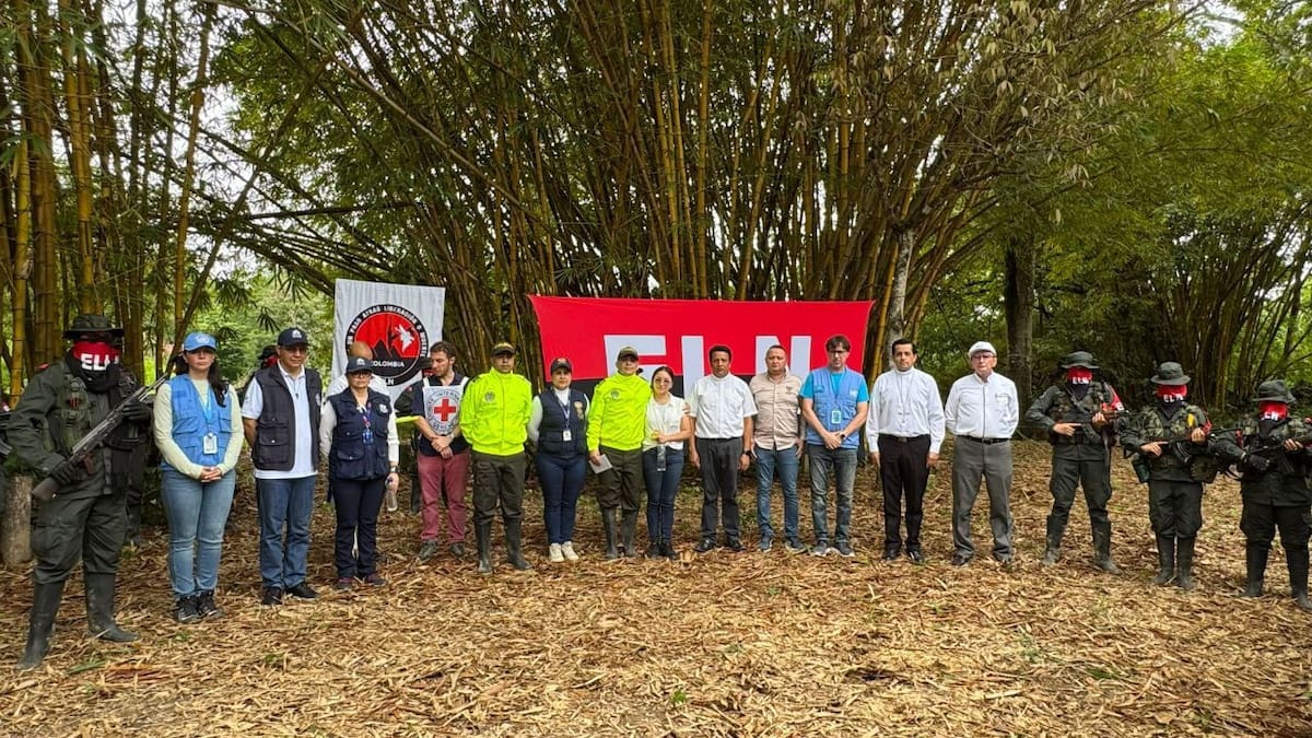 ATENCIÓN: Fueron liberados los dos agentes de la Dijín, secuestrados por el ELN desde hace un año