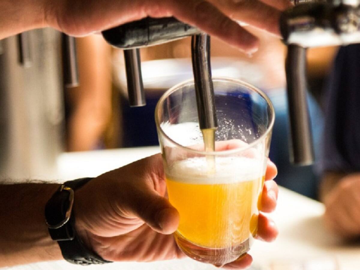 Crece el contrabando de cerveza colombiana a Venezuela