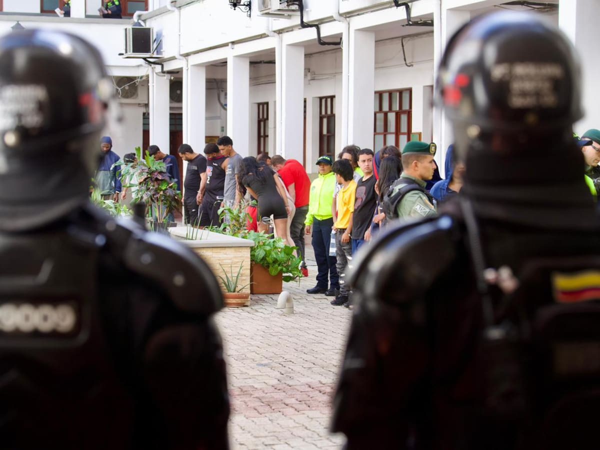 Cayeron ‘Los Conejos’ por vender drogas en Medellín: mesa de paz urbana habría frenado operativos