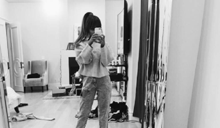 Ariana Grande cantante, actriz y compositora estadounidense. 