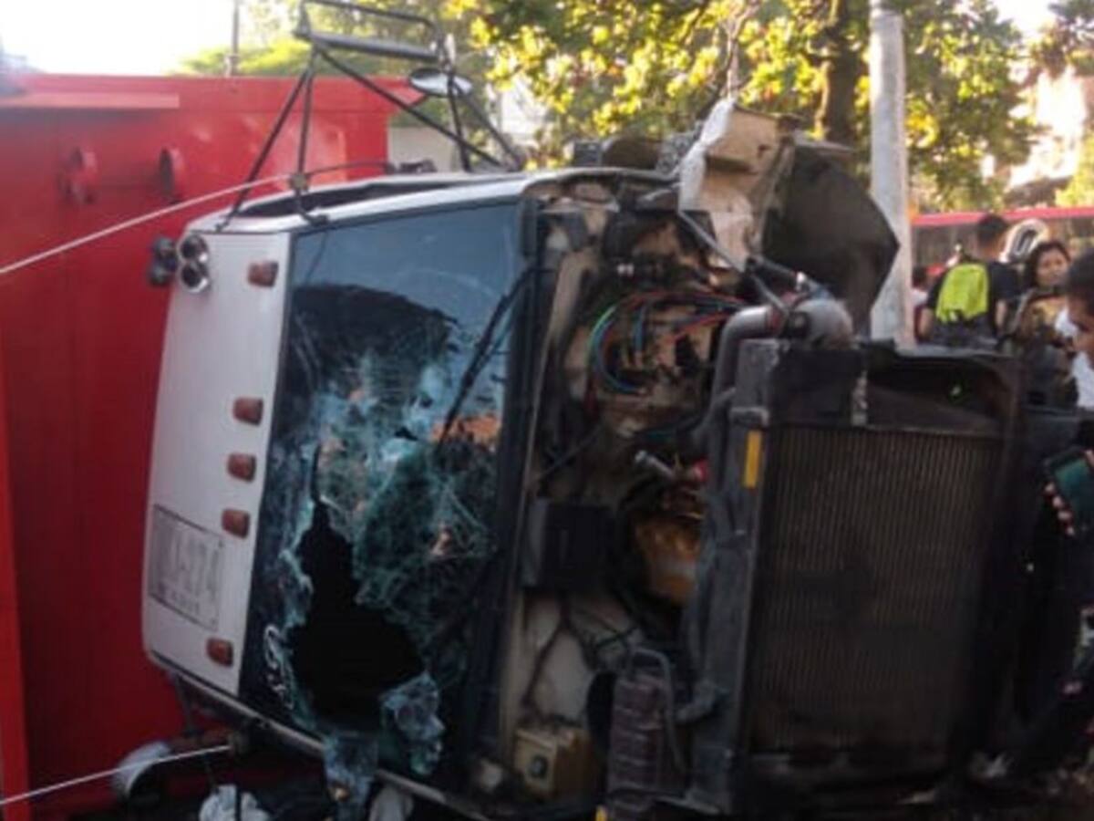 Volqueta sin frenos ocasionó grave accidente en el barrio Pedregal