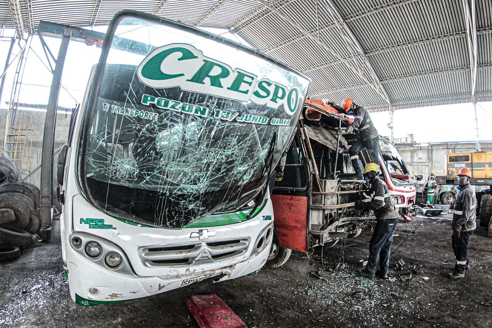 Más de 30 propietarios de vehículos del TPC deben seguir adelante con el proceso de chatarrización