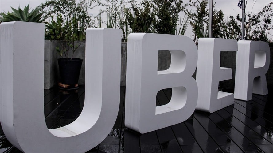 El Tribunal administrativo de Cundinamarca declaró la nulidad en la demanda que hizo el Ministerio de Transporte en contra de la plataforma de UBER. Foto: Colprensa