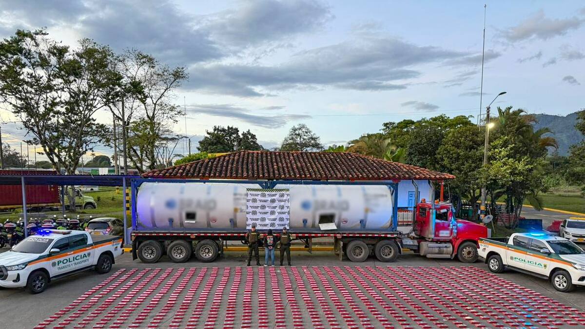 En vías del Quindío, la Policía incautó una tonelada de cocaína que tenía como destino Bogotá