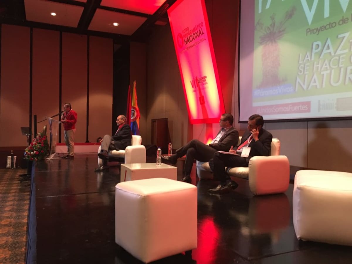 Durante el Congreso Nacional del partido propusieron a César Gaviria como jefe único.