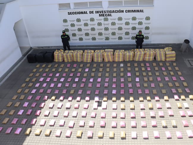 Candelaria, Valle: incendio de un bus destapó cuatro toneladas de marihuana ocultas