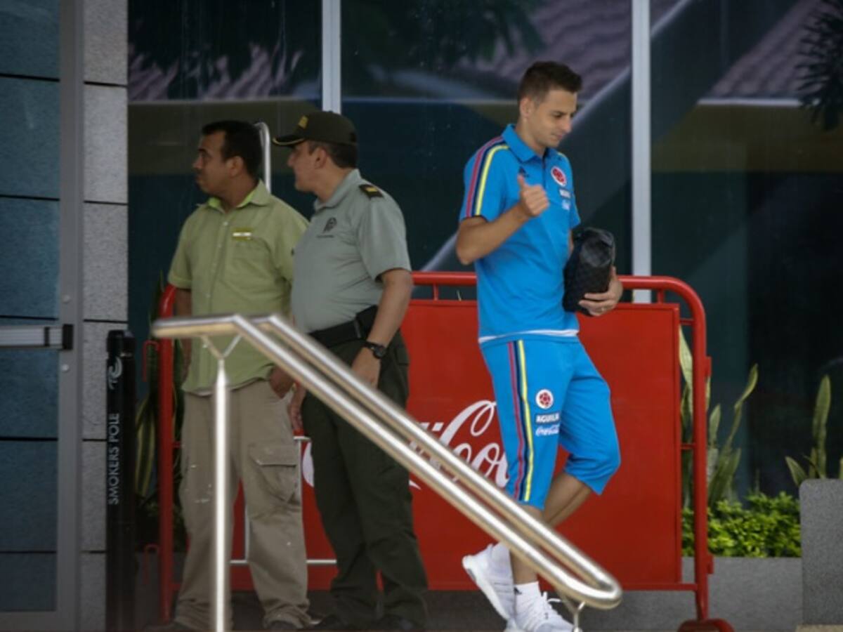 Tenemos equipo para salir y demostrar ante Francia: Arias
