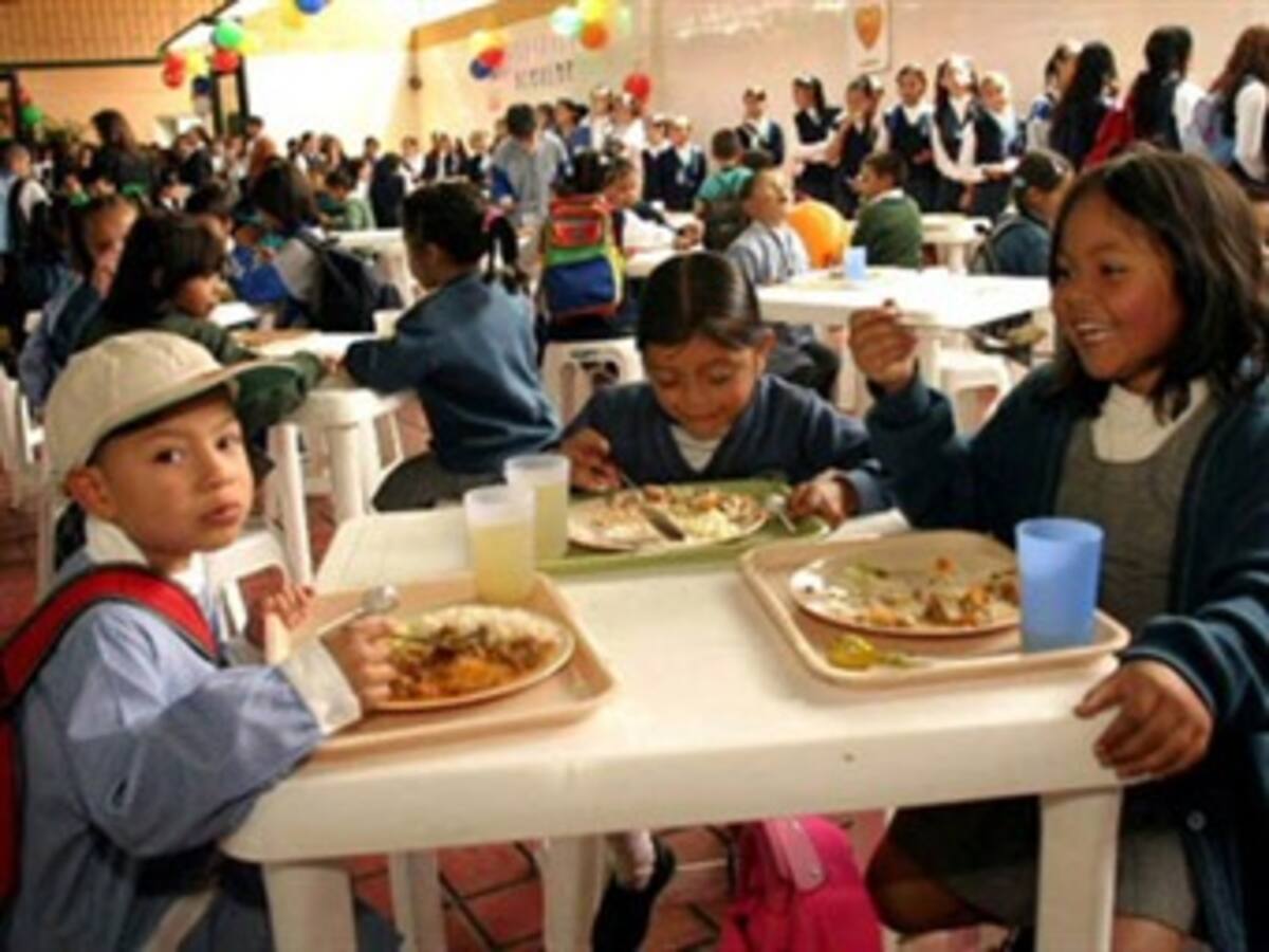 Gobierno de Bogotá desmiente que esté cerrando comedores comunitarios