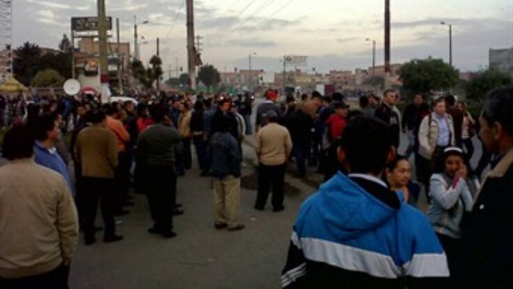 Paro de transportadores de Soacha contra levantamiento del 'pico y placa' en Bogotá