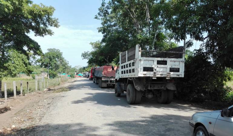 Vía de entrada al municipio de Tibú
