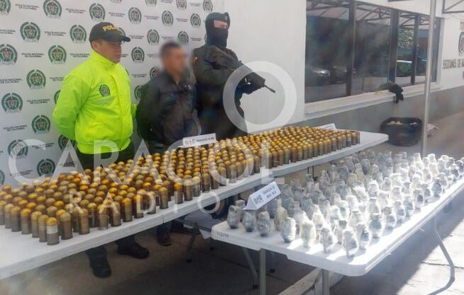 Capturan en Popayán a un hombre con más de 400 artefactos explosivos - Suministrada
