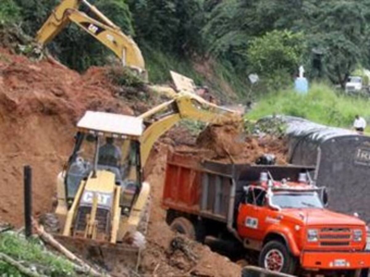 Inicio de Semana Santa sin vía entre Medellín y Bogotá