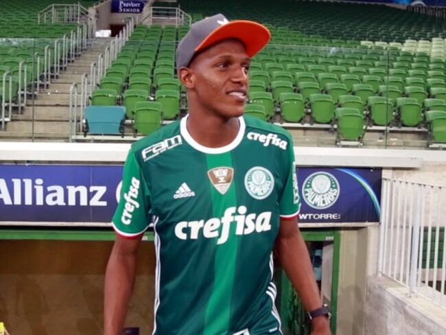 Yerry Mina vuelve a trabajos con Palmeiras