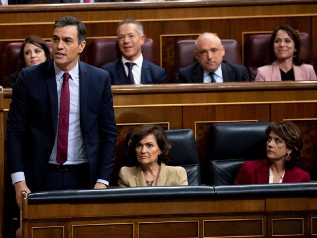 Del Molino califica de "falta de respeto" investidura de Pedro Sánchez el Día de Reyes