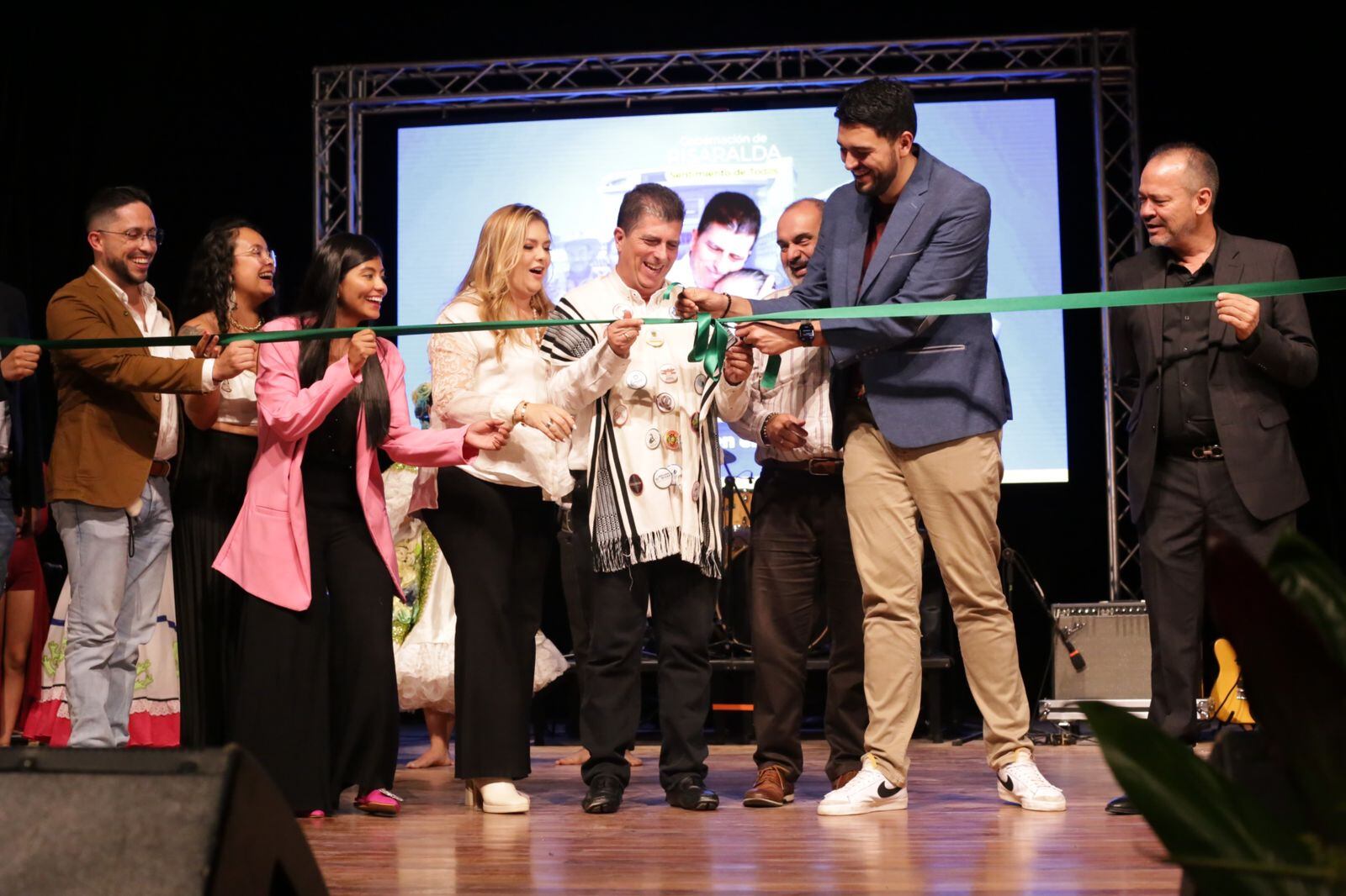 Inauguración del teatro municipal José Jorge López de Santa Rosa de Cabal - Gobernación de Risaralda.