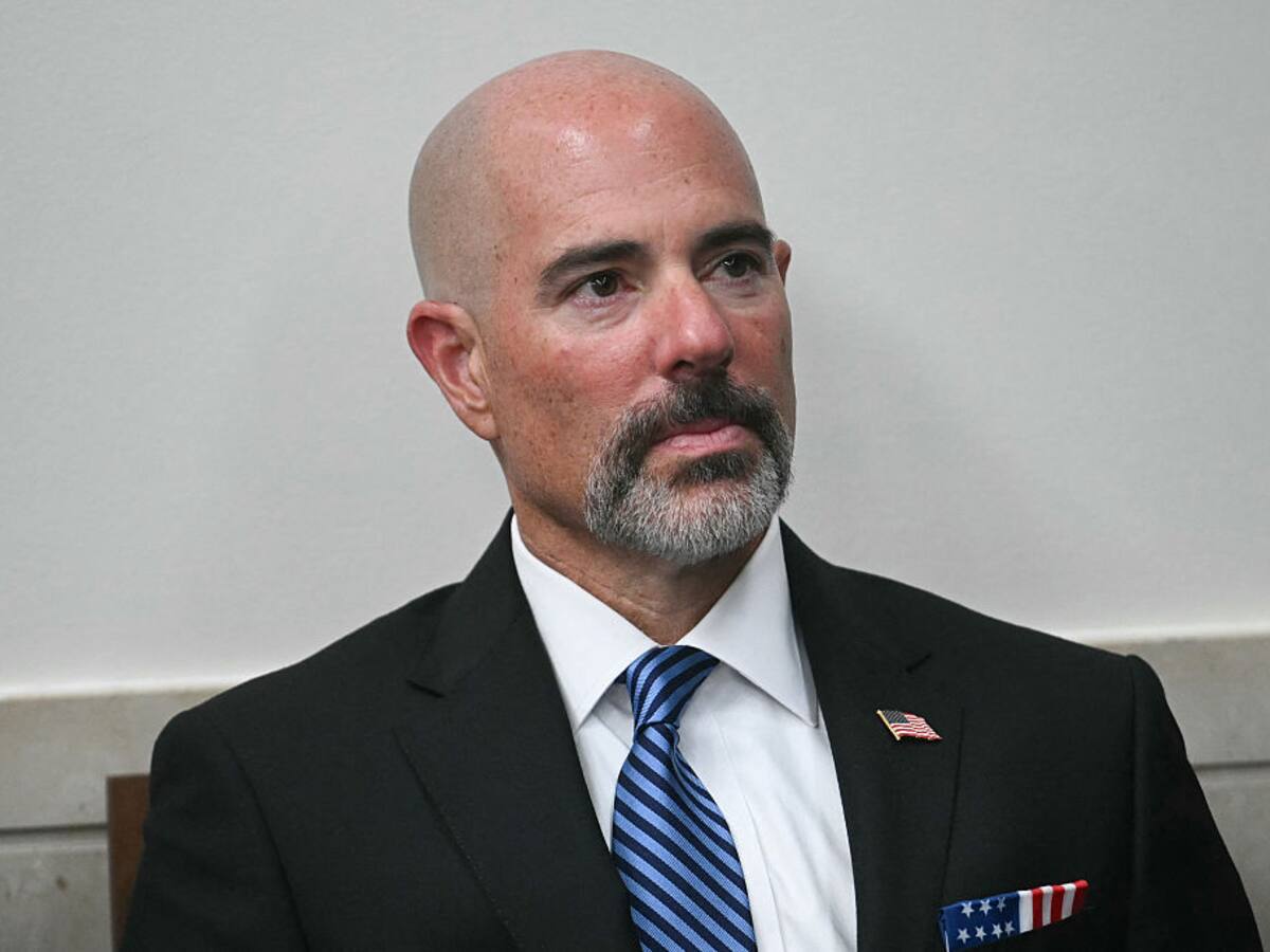 Venezuela trabaja con Farc y ELN para enviar cantidades récord de cocaína: director de la DEA