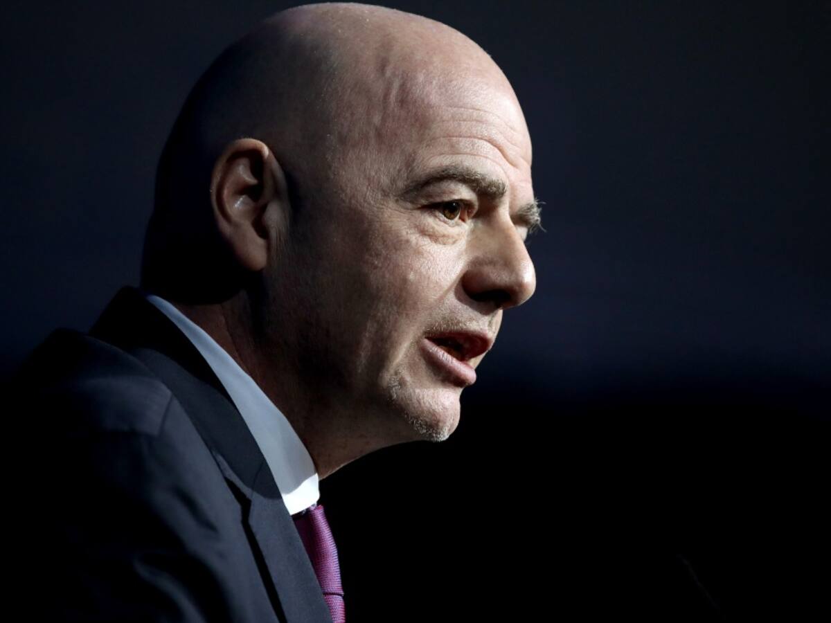 FIFA permite a futbolistas jugar en más de un club en una misma temporada