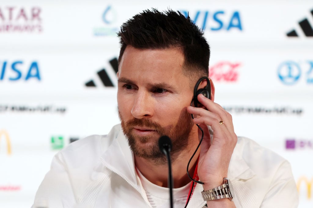 Lionel Messi en conferencia de prensa previa al debut de Argentina en el Mundial Qatar 2022 (Photo by Mohamed Farag/Getty Images)