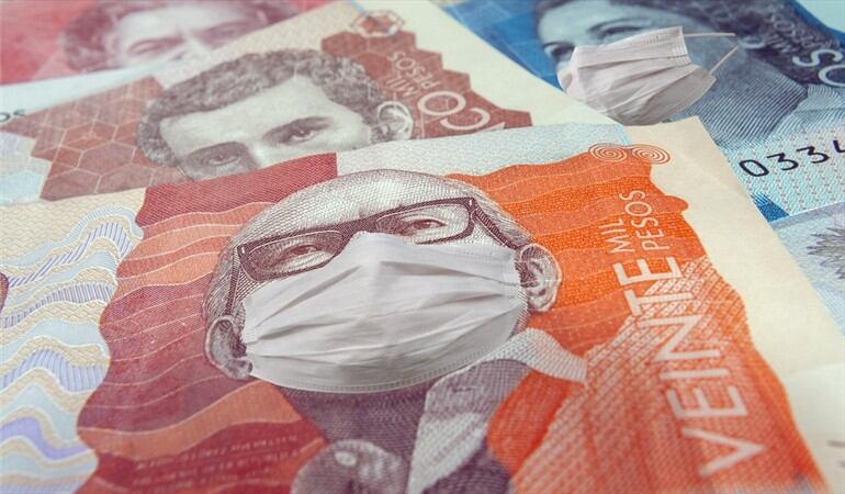 ¿Qué ha hecho usted con sus deudas en medio de la pandemia?. Foto: Getty Images / LAURA OLEJUA