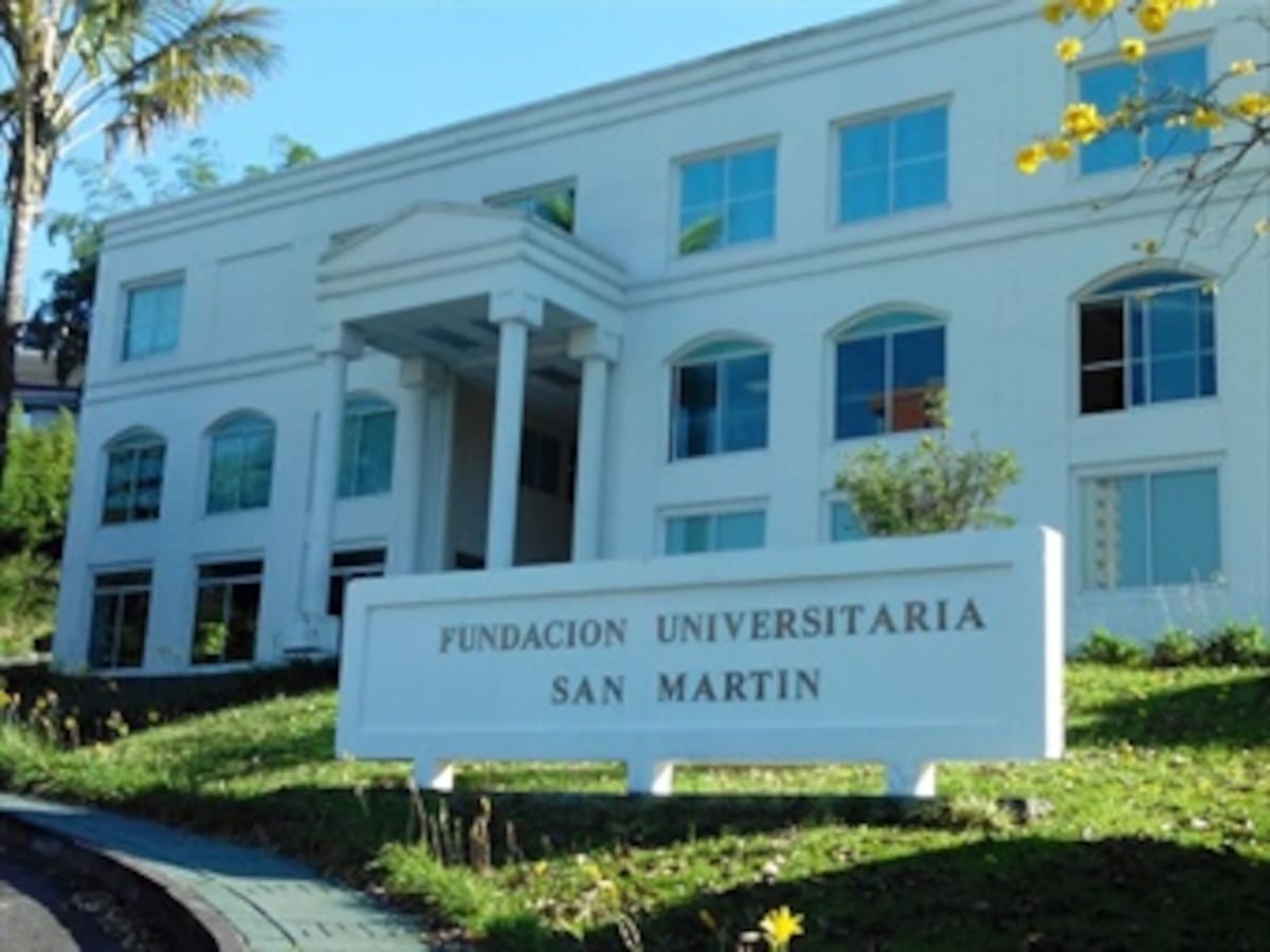 Alumnos de U. San Martín en Antioquia, respaldan decisiones de MinEducación
