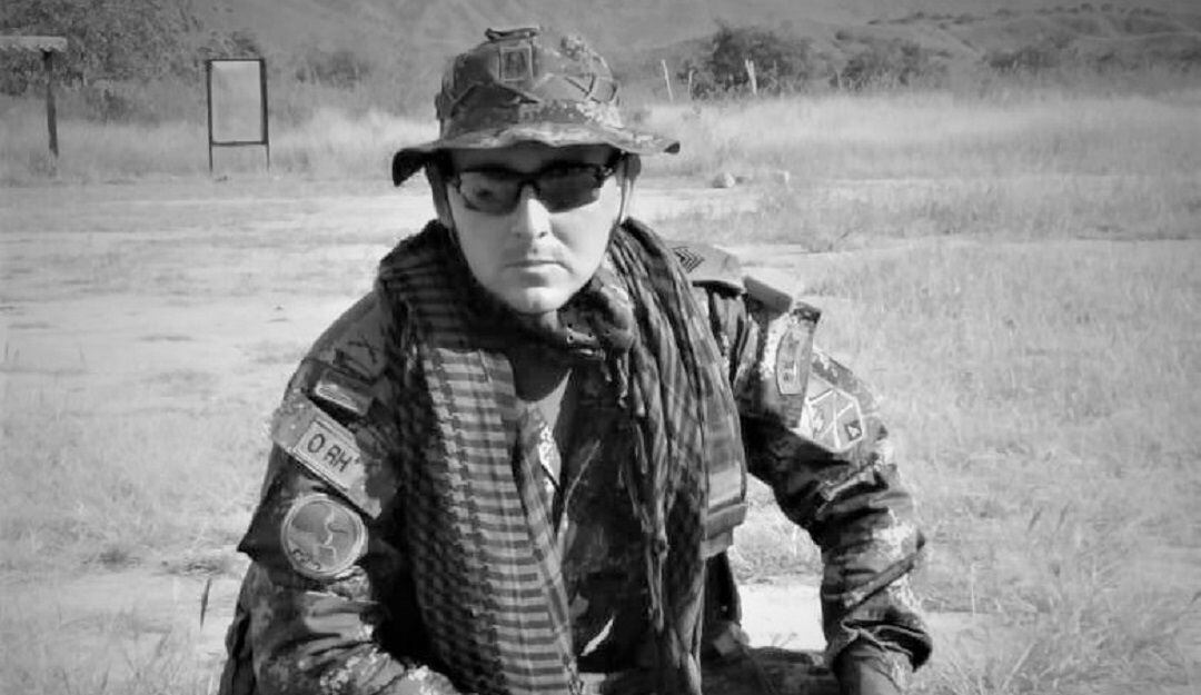 Sargento asesinado (Q.E.P.D.)