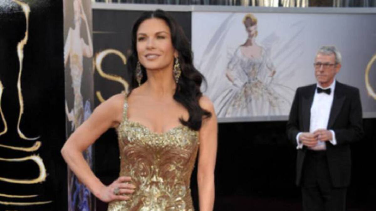 Catherine Zeta-Jones sorprende a sus fans con una sensual foto