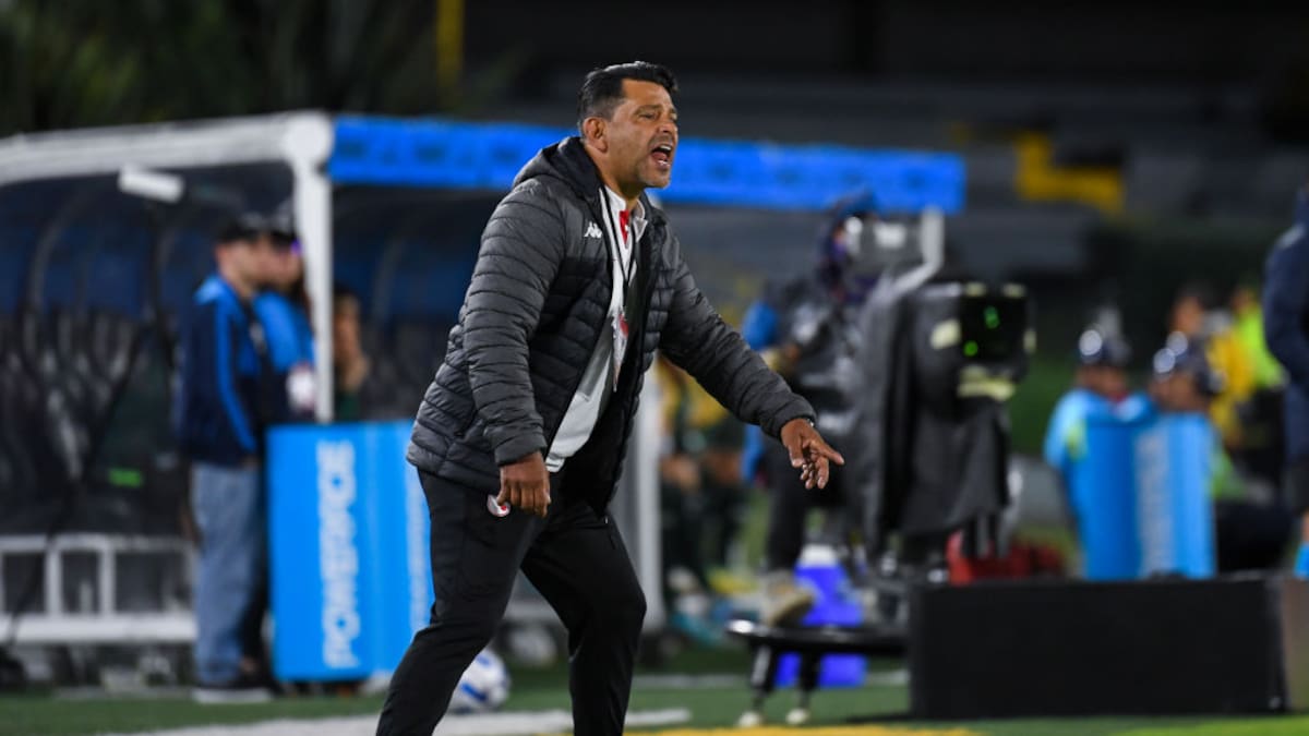 Gerardo Bedoya enciende la polémica: “El VAR ha hecho deshonesto al jugador de fútbol”