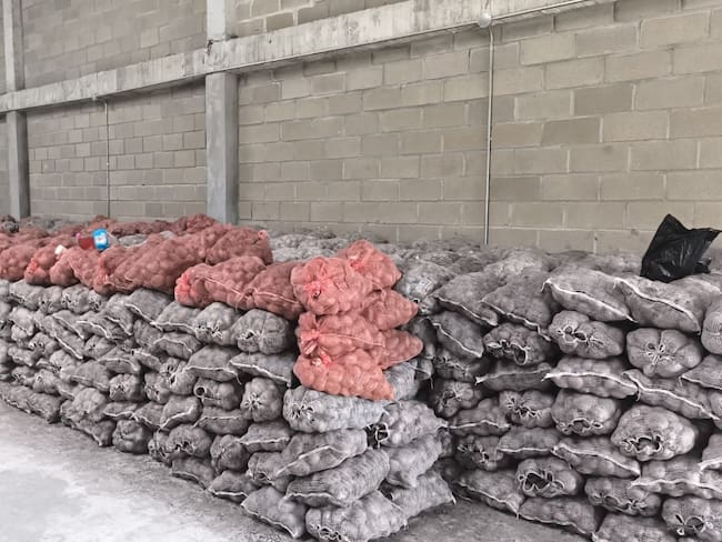 UNGRD entrega Papa a familias damnificadas por las lluvias en Bolívar