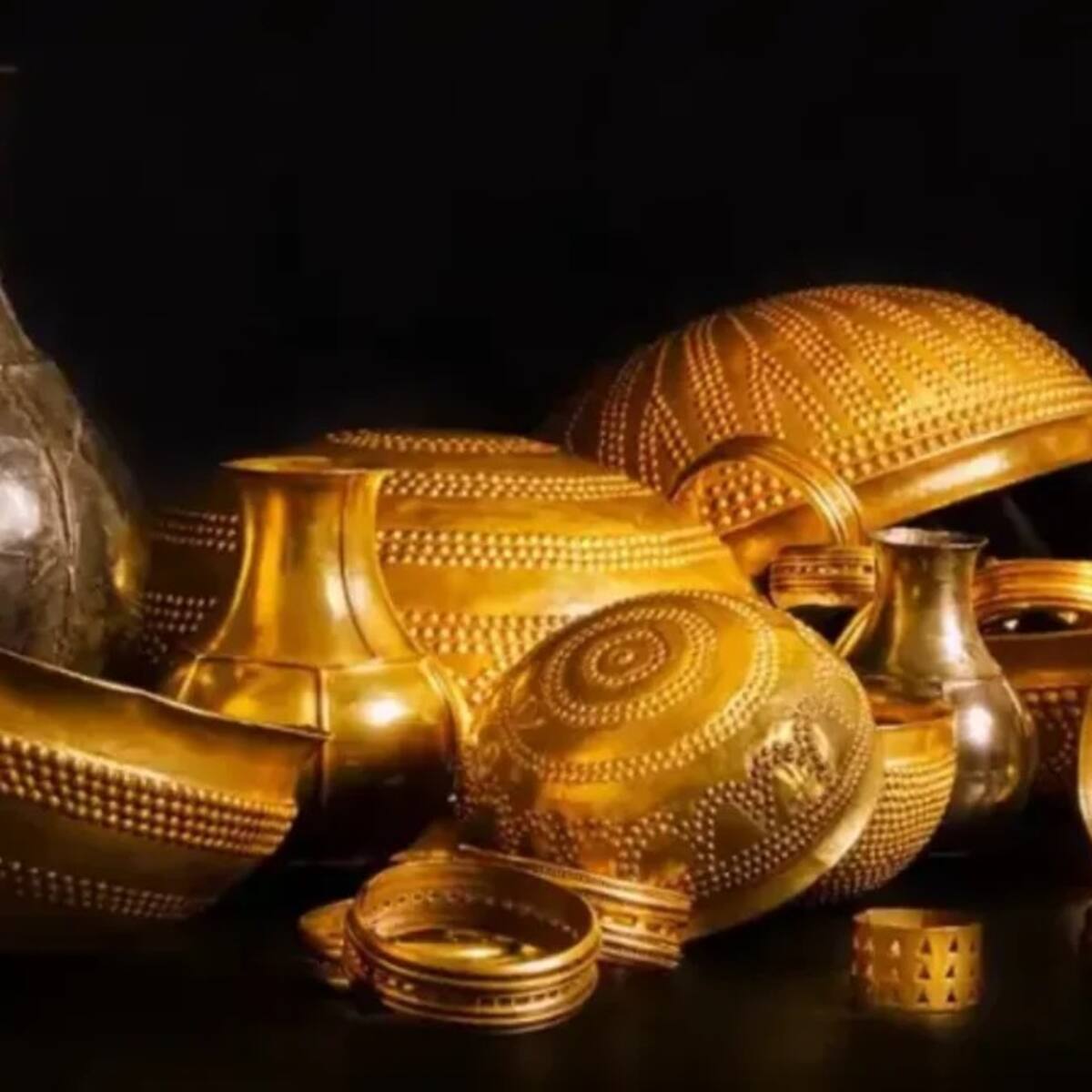 Roban valioso tesoro de la edad de Bronce en un museo español