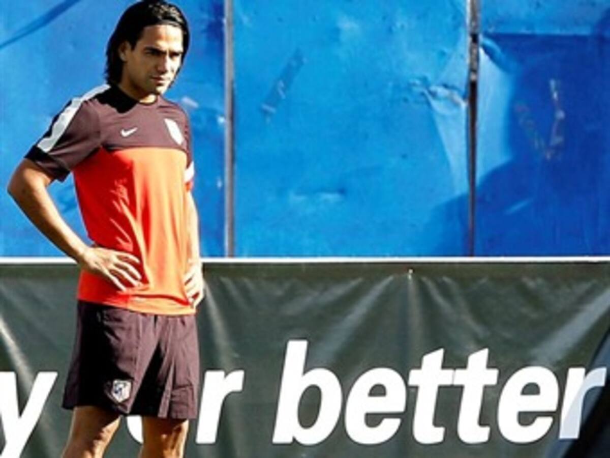 Simeone: "Falcao seguramente es el mejor nueve del mundo"