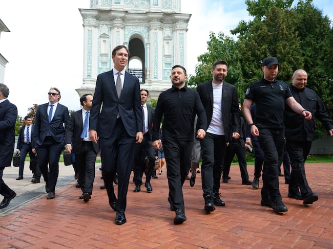 In this handout photograph taken and released by the Ukrainian Presidential Press Service on September 6, 2026, Ukraine's President Volodymyr Zelensky (C-R), US Special Envoys Steve Witkoff (L) and Jared Kushner (C-L) visit St. Sofia Cathedral in Kyiv, amid the Russian invasion of Ukraine. US envoys Jared Kushner and Steve Witkoff arrived in Kyiv on September 6, 2026 for their first visit to the Ukrainian capital, a day after holding talks with Russia's Vladimir Putin in the Kremlin on ending more than four years of war between the neighbours. (Photo by Handout / UKRAINIAN PRESIDENTIAL PRESS SERVICE / AFP) / RESTRICTED TO EDITORIAL USE - MANDATORY CREDIT "AFP PHOTO / UKRAINIAN PRESIDENTIAL PRESS SERVICE" - HANDOUT - NO MARKETING NO ADVERTISING CAMPAIGNS - DISTRIBUTED AS A SERVICE TO CLIENTS - AFP CANNOT INDEPENDENTLY VERIFY THE AUTHENTICITY OR LOCATION, DATE, AND CONTENT OF THESE IMAGES /