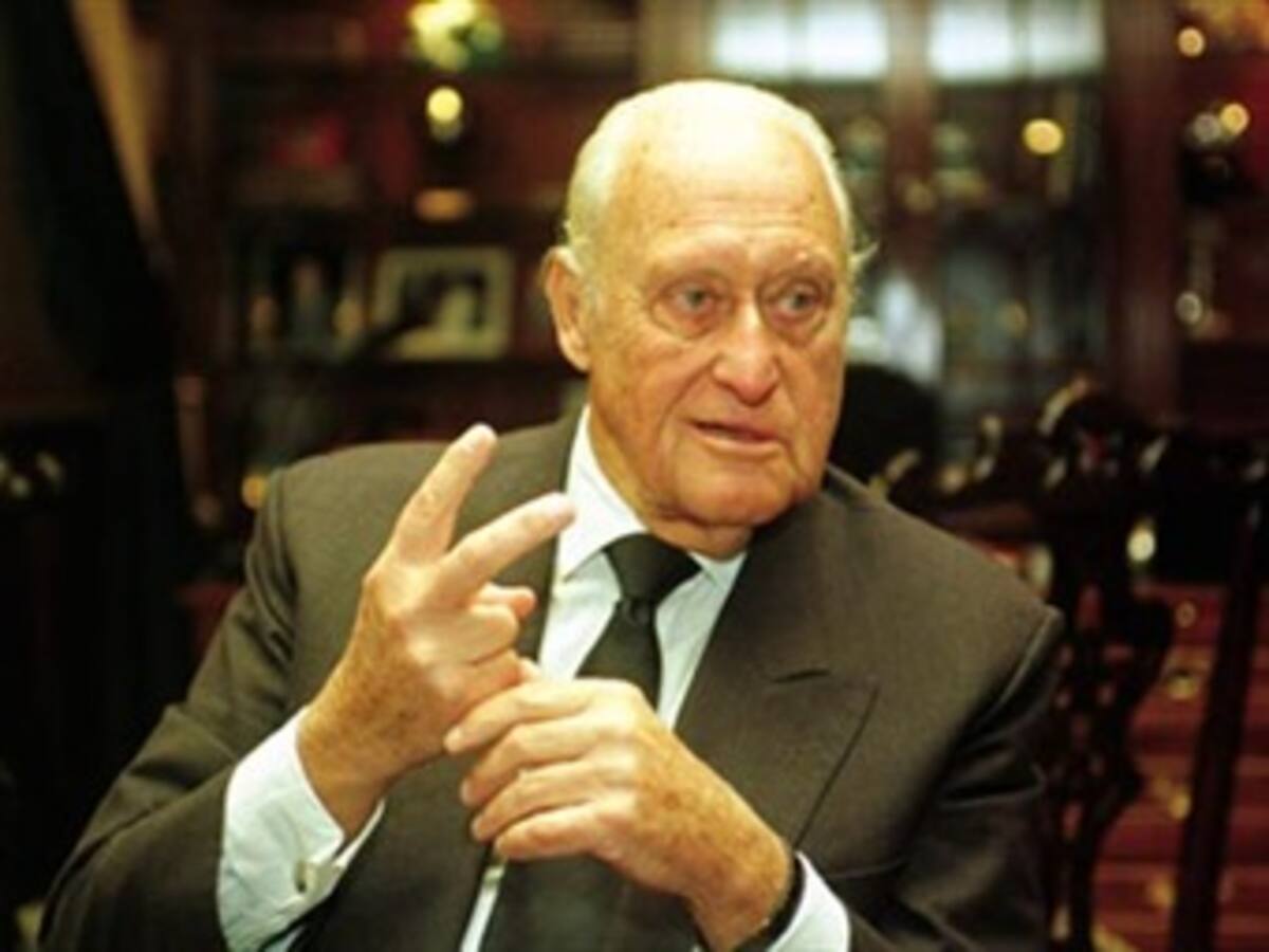 Havelange está mejor tras ser hospitalizado hace más de un mes