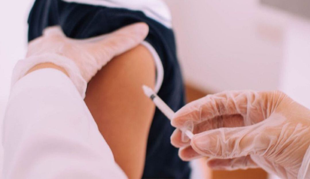 Gremios buscan 15 mil personas para que se apliquen vacunas de refuerzo 