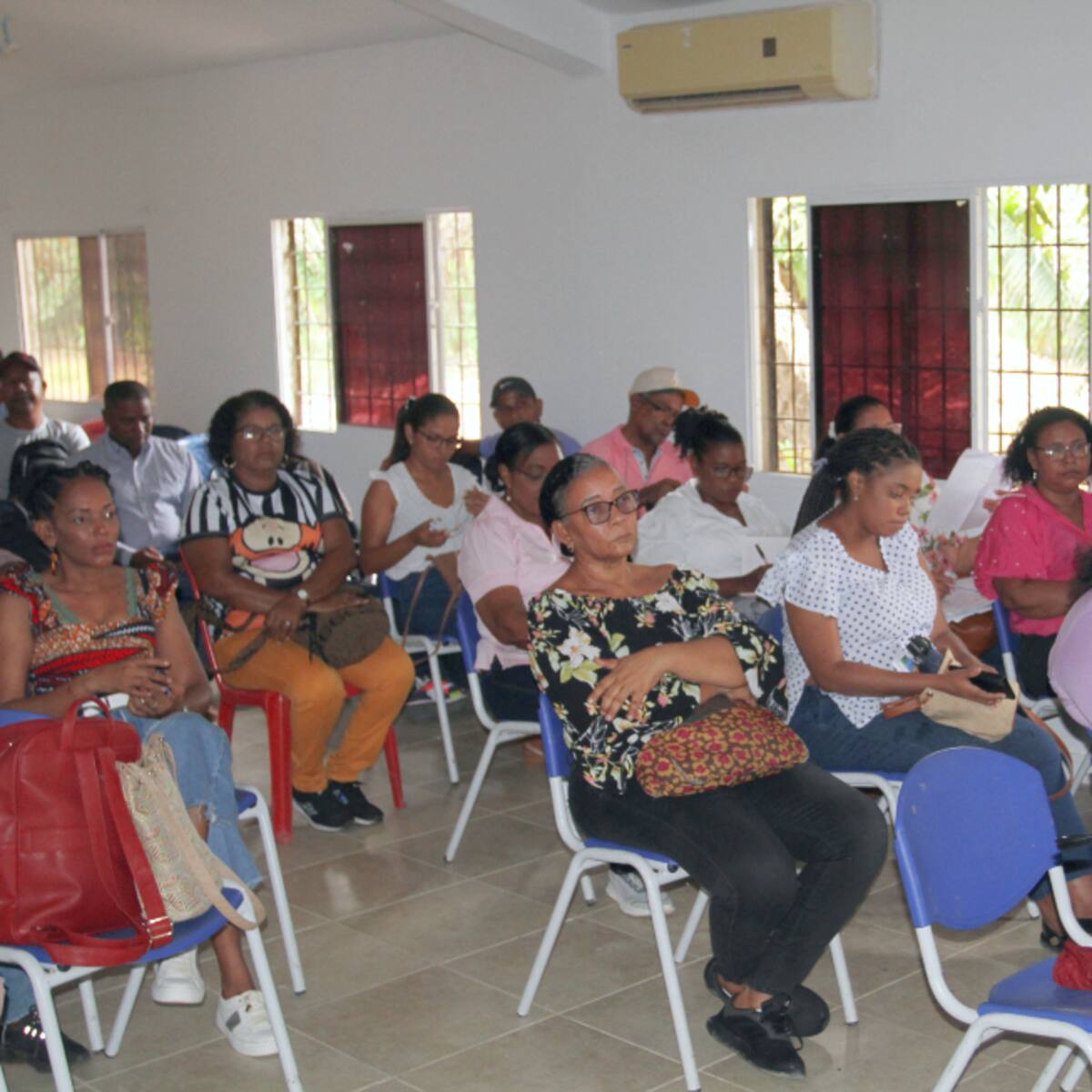 Colegio de María La Baja ajusta sus procesos curriculares durante semana institucional