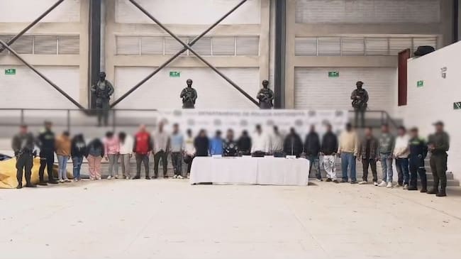Capturados en La Ceja integrantes del grupo ilegal El Mesa- foto Policía Antioquia