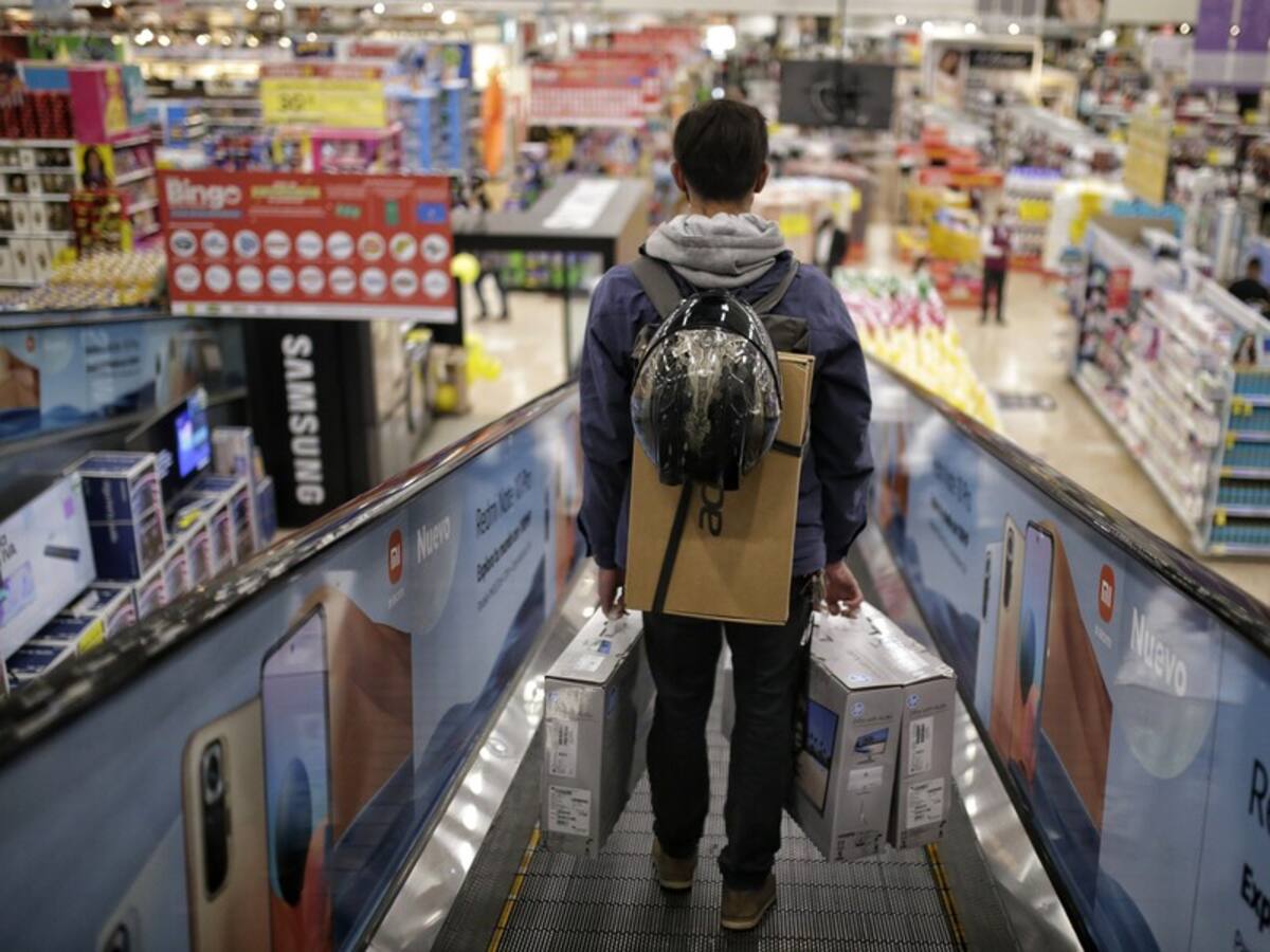 Día sin IVA: comerciantes esperan que en 2023 se incluyan alimentos y muebles