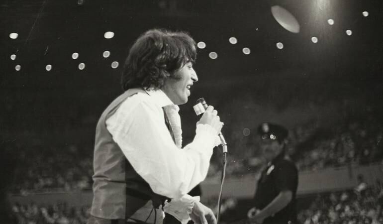 Sellos postales rinden tributo a Sandro