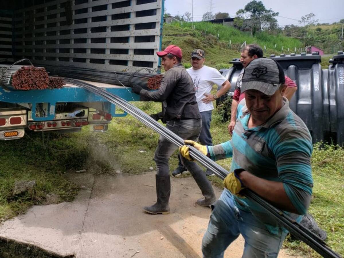 Habitantes de El Congal en Samaná tendrán nuevas vías de acceso