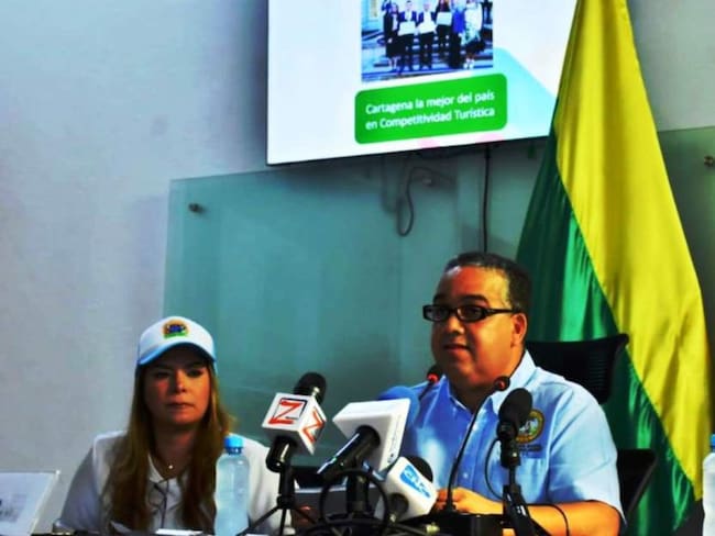 Cartagena se solidariza con la Policía por atentado terrorista