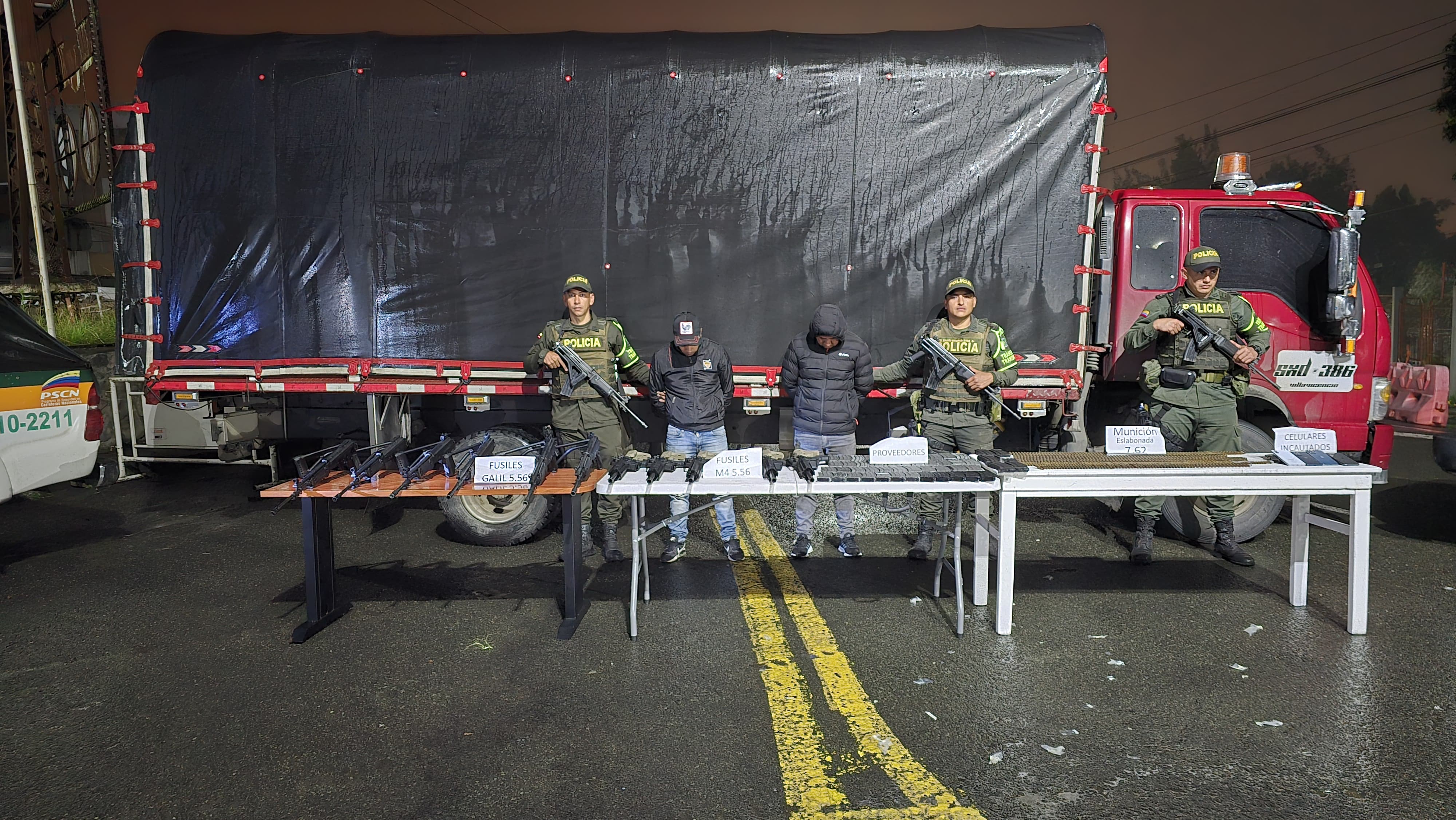 Dos capturados por transportar arsenal de guerra en una vía Nacional en Nariño