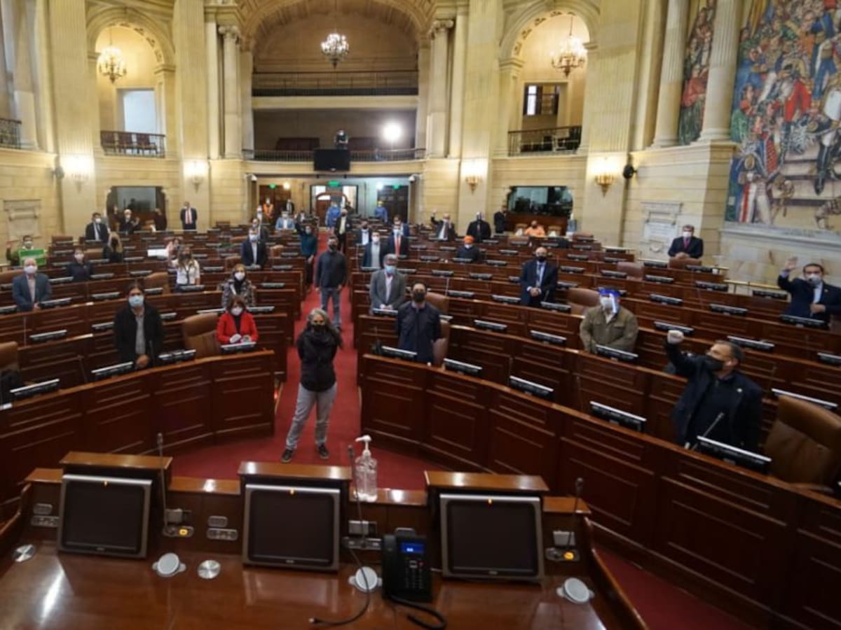Oposición pide que terna para Defensoría cumpla con calidad ética