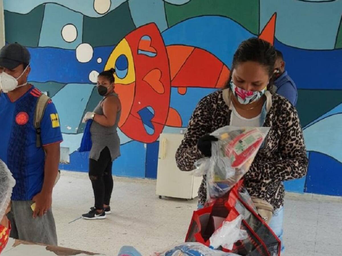 En Cartagena, 34 mil estudiantes han recibido alimentos del PAE