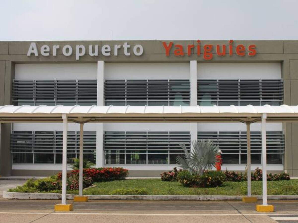 Cancelan vuelos en aeropuerto Yariguies por daño en máquina de bomberos